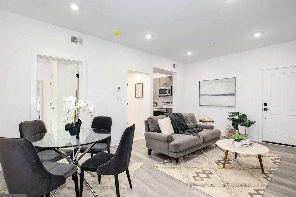 Amazing Capital Hill Apt , Step Away Gym, Shopping Washington Exterior photo
