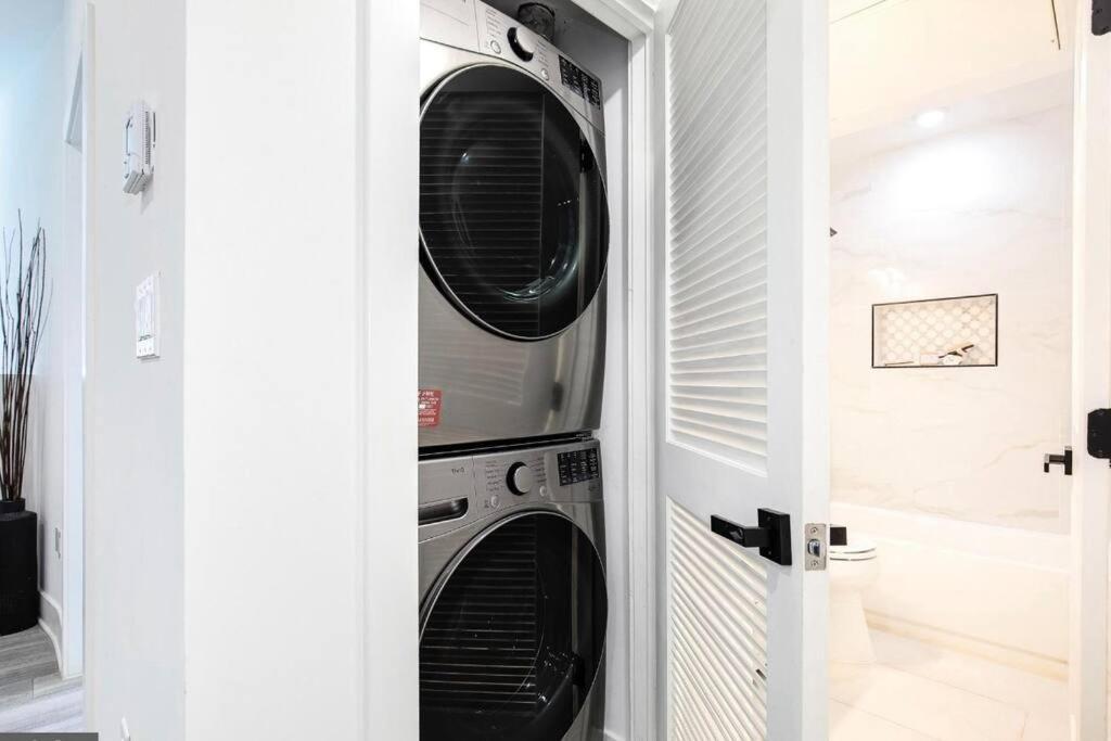 Amazing Capital Hill Apt , Step Away Gym, Shopping Washington Exterior photo